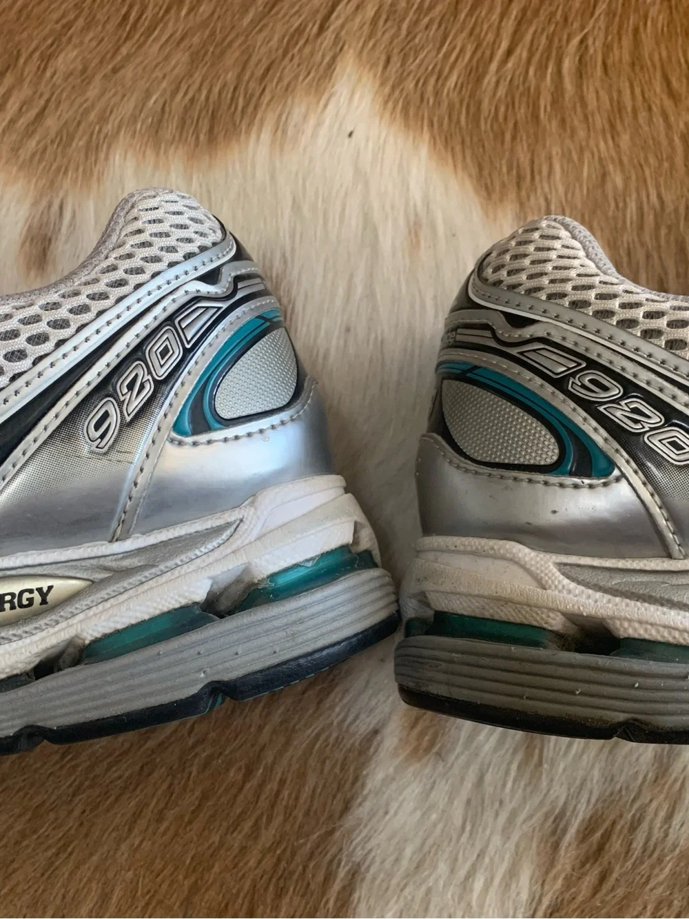 New Balance N-ERGY 920 Silver/Turquoise Athletic Women’s Sneaker Sz 9